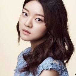 女明星是狮子座的,闪耀星空中的一抹热情光芒