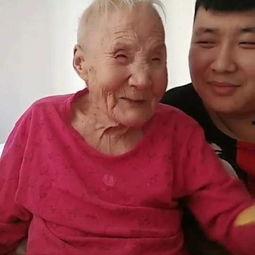 搞笑视频 俩老奶奶,俩老奶奶的欢乐日常