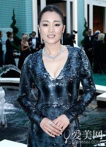 明星露沟,明星们的时尚诱惑