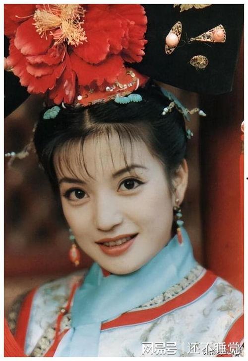 明星小燕子图片,灵动演绎，魅力四射